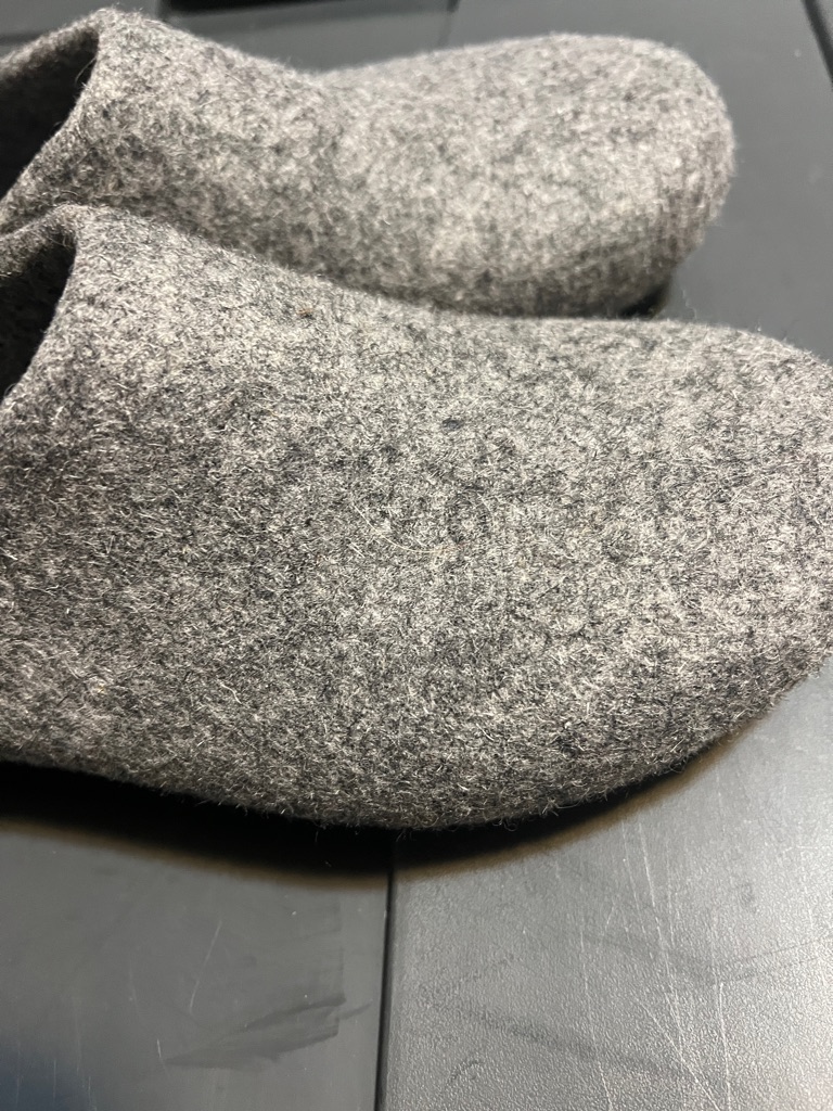 Kyrgies Boiled Wool Gray Slippers Womens Size 39= 8.5/9 — image 4 of 8
